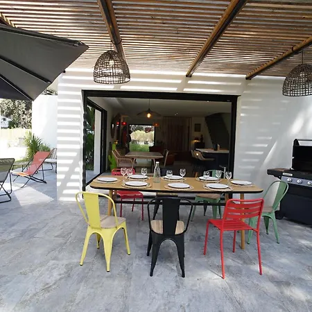 Les Pesquiers Casa de Férias Hyères